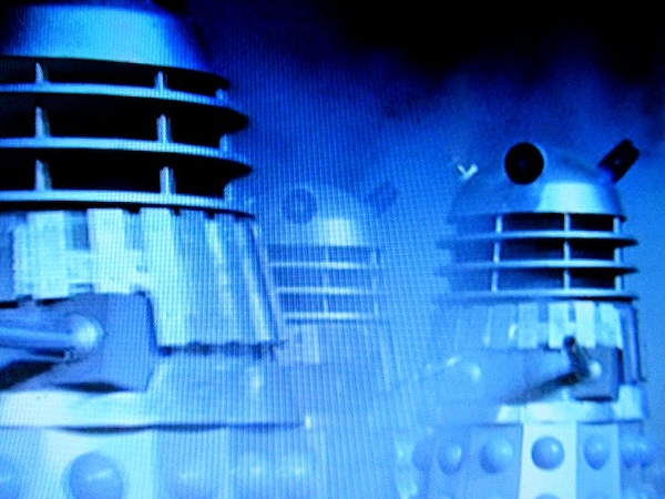 daleksinvasionearth3