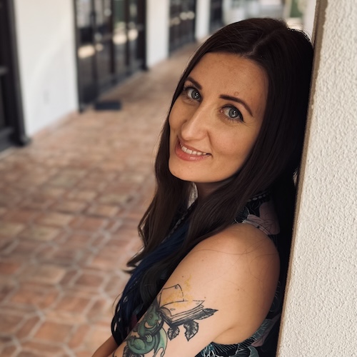Fanbase Press Interviews Meghan Le Fay on the Release of the Romantasy Novel, ‘Wings of Life,’ with Page & Vine 1 Meghan Le Fay