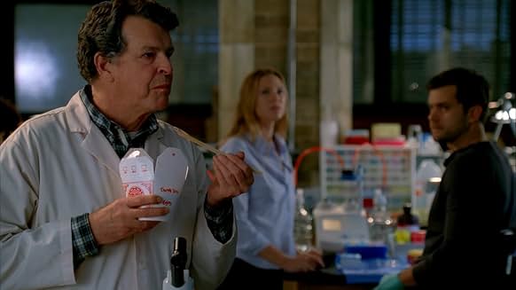 Geeky Parent Guide: Standing the Test of Time - ‘Fringe’ 4 Fringe team7